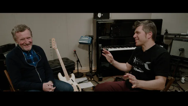 Hamish Stuart pays tribute to Molly Duncan at the Masterlink Sessions